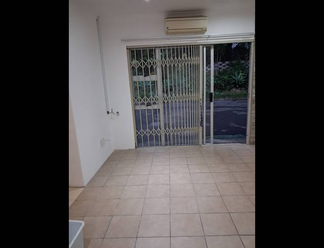 1 BEDROOM STUDIO APARTMENT TO LET IN WESTVILLE